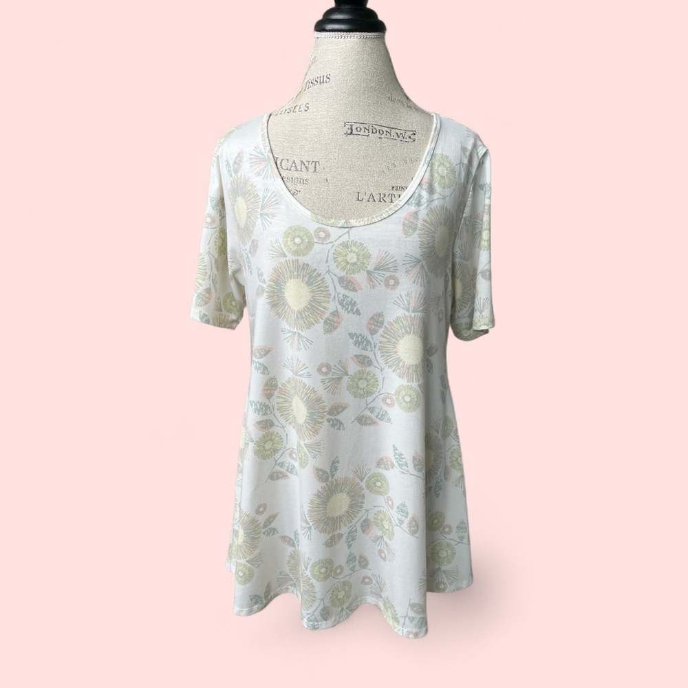 LuLaRoe Gray Silver Short Sleeve Relaxed T-Shirt